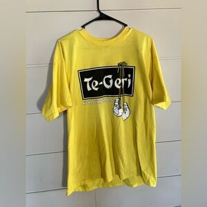 Men’s XL yellow kickboxing t shirt